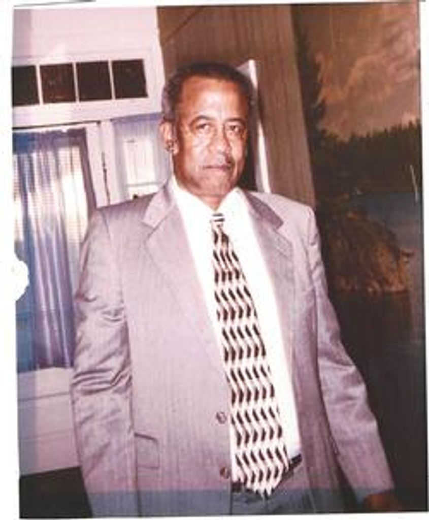 Lieutenant Roberts Profile Photo