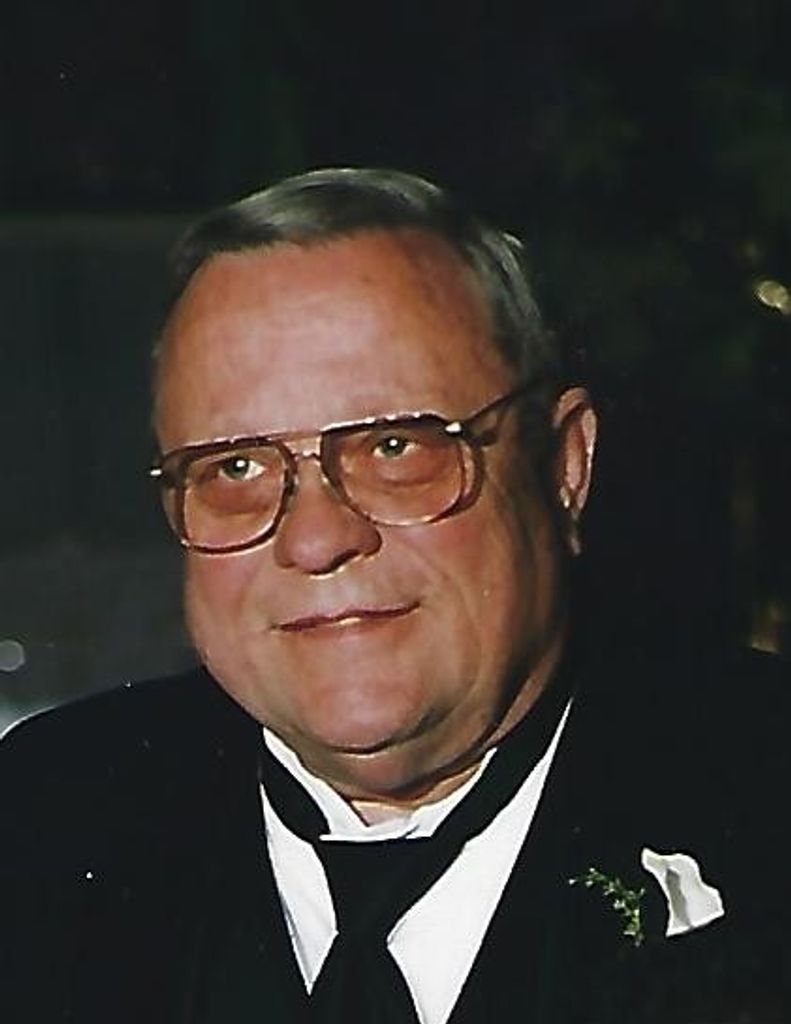 Henry Carl Seekamp Jr.