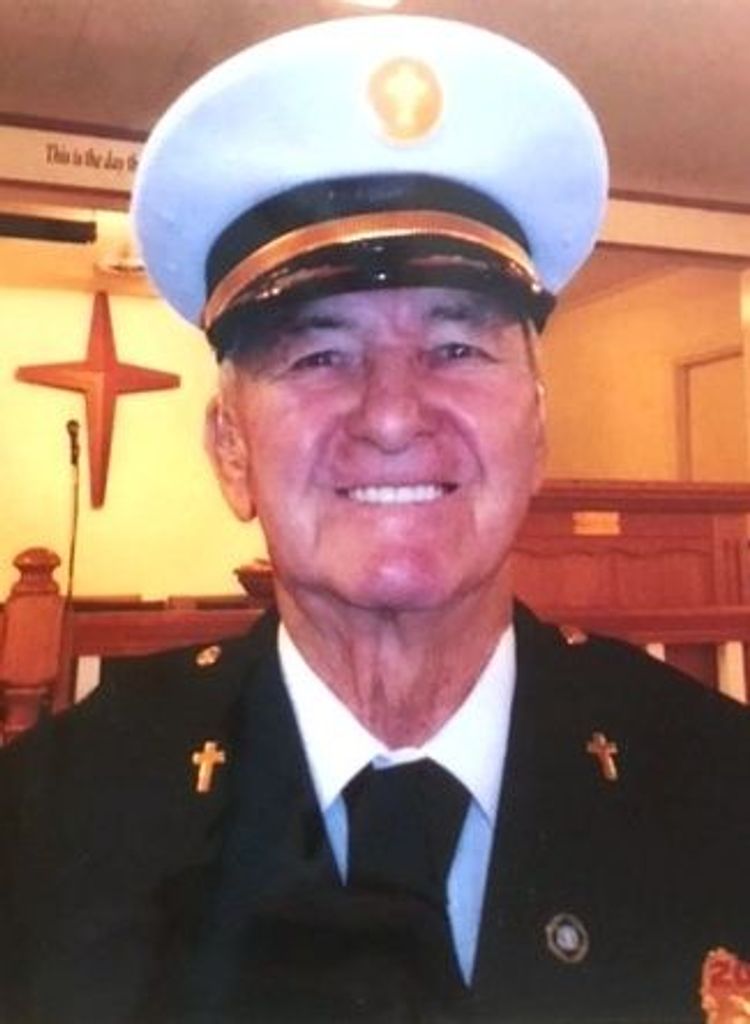 Chaplain Israel Savannis Fogle Profile Photo