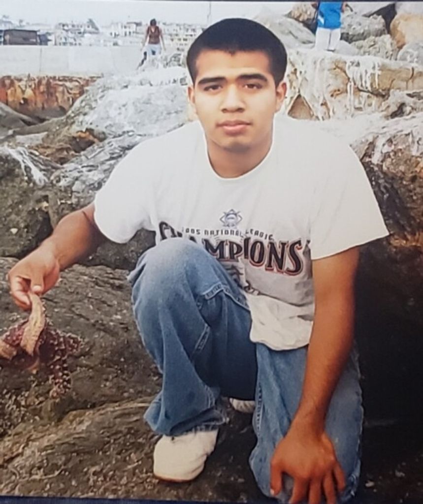 Raul Fuentes Reyes Profile Photo