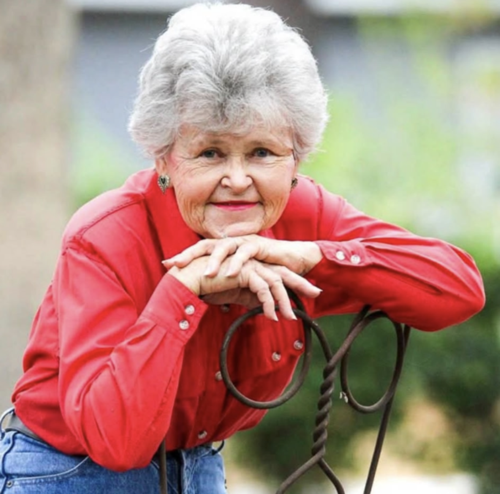 Naoma Marie Geist Lowe