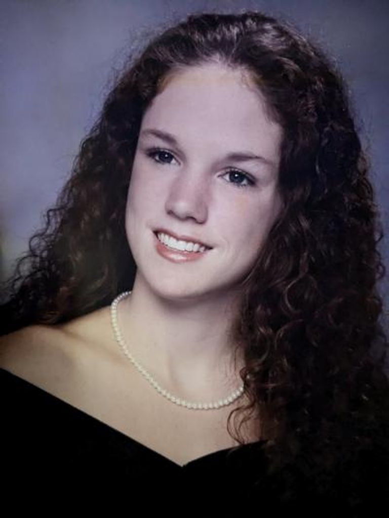 Rebecca Lynn Easlic Profile Photo