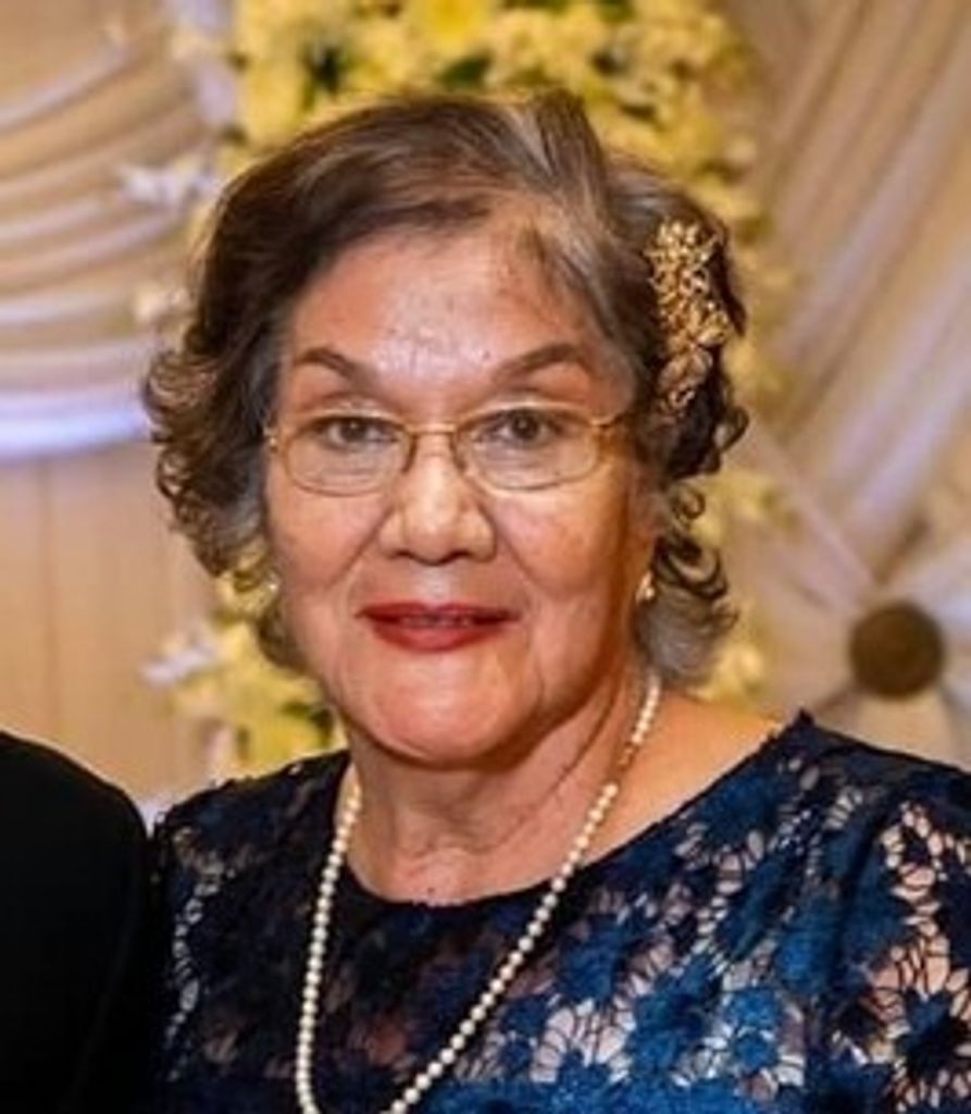 Clara S. Vela