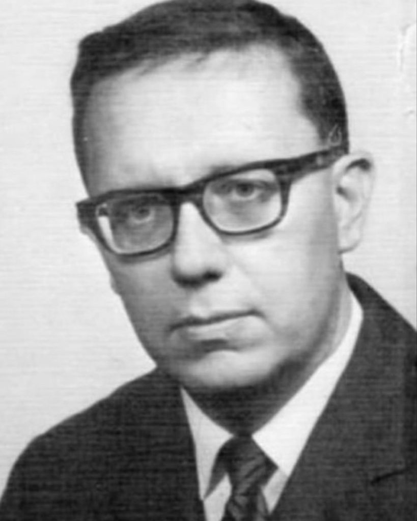 Kenneth R. Roddy