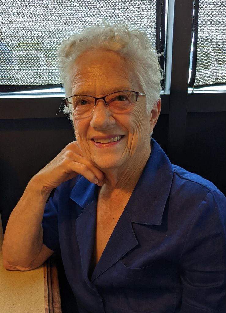 Lou Lindsey Hall Profile Photo