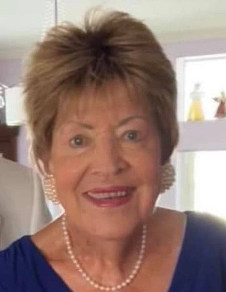 Geraldine "Gerry" E. Davis - Mcnamee