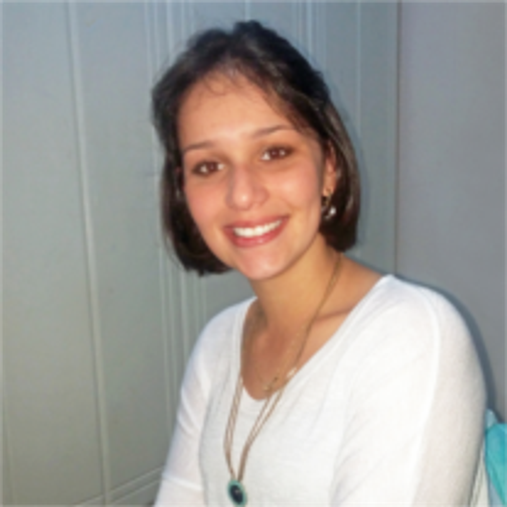 Paula Queiroz Lopes Profile Photo