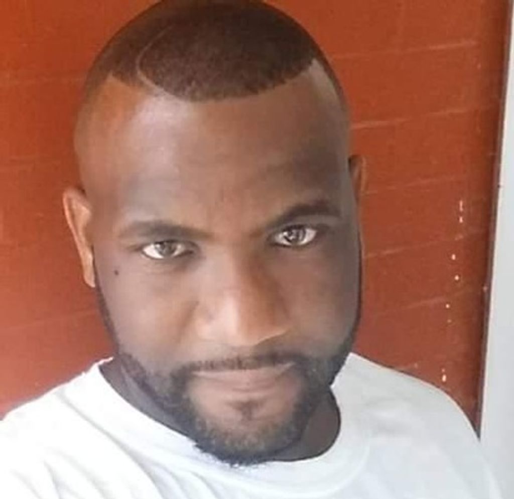 Dennis Lee Wallace, Jr Profile Photo