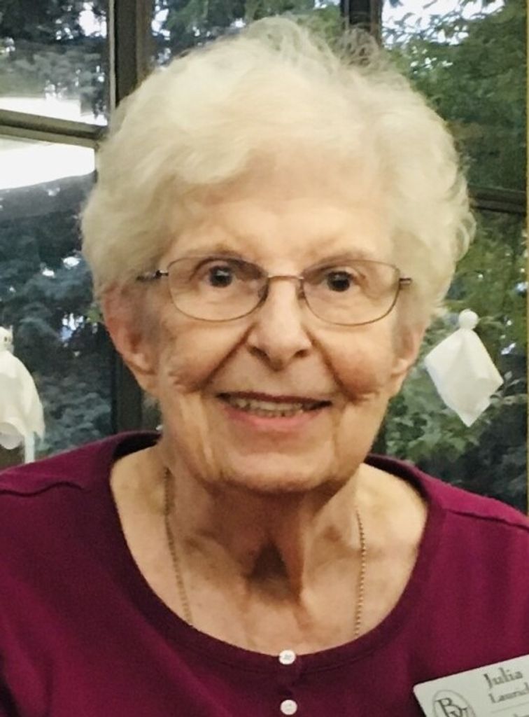 Julia J. (Groom)  Laurich Profile Photo