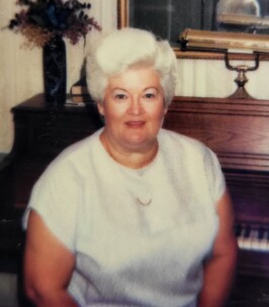 Alice Lewis Profile Photo