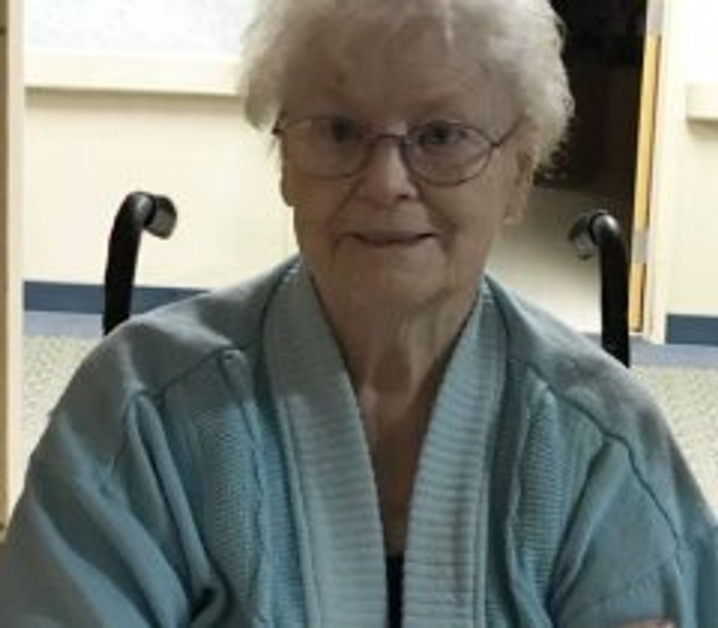 Mary Maki (Priestap)