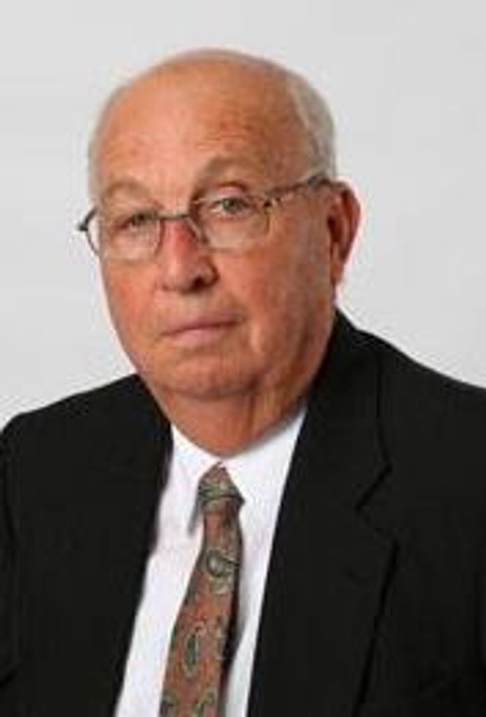 Campbell, Bill G.