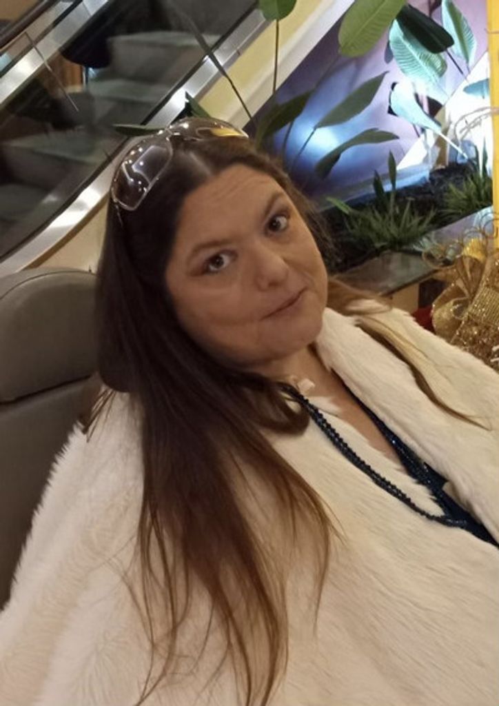 Kristena Ouzts-Wroblewski