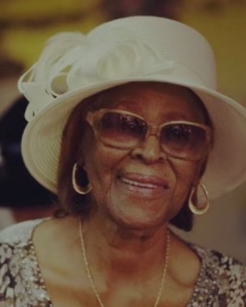 Muriel Malcom [ née ]Mitchell