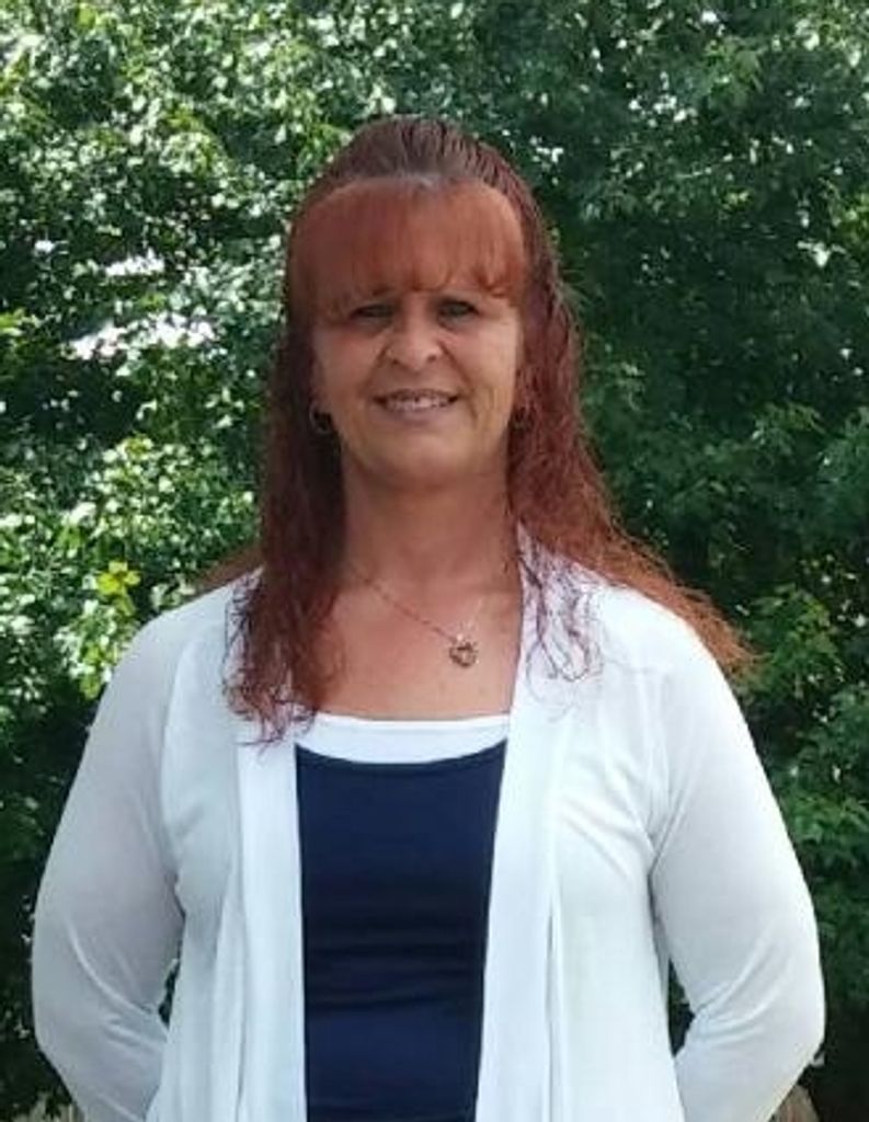 Laura Sue Brandenburg Profile Photo