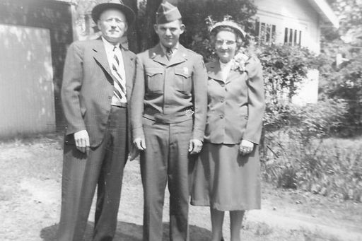Robert J. Kellie photo gallery thumbnail 3 of 66
