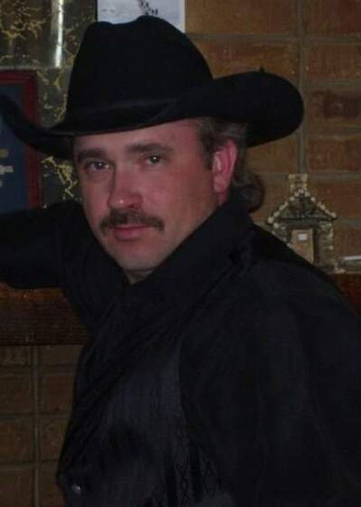 Corey Leon James Profile Photo