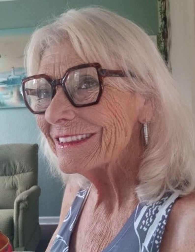 Debora "Debbie" Lee (King)  Condrey Profile Photo
