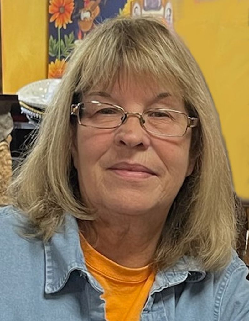 Victoria "Vicki" Edmunds