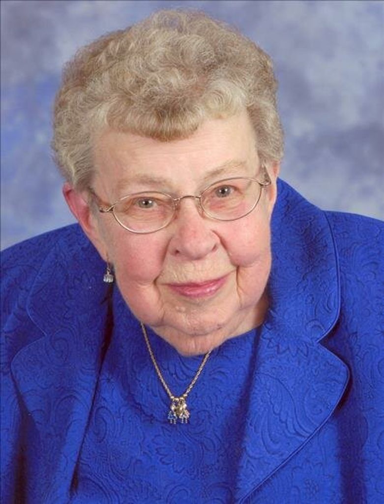 Eva  Nelson