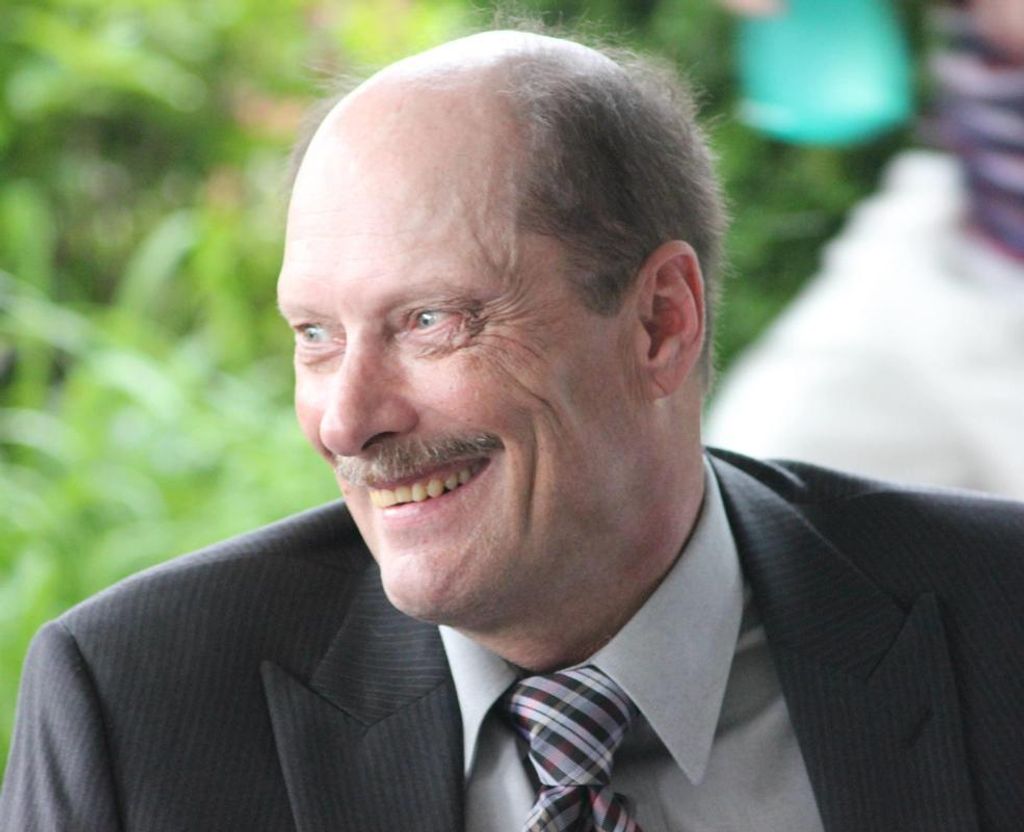 Robert Thomas Mulligan Profile Photo
