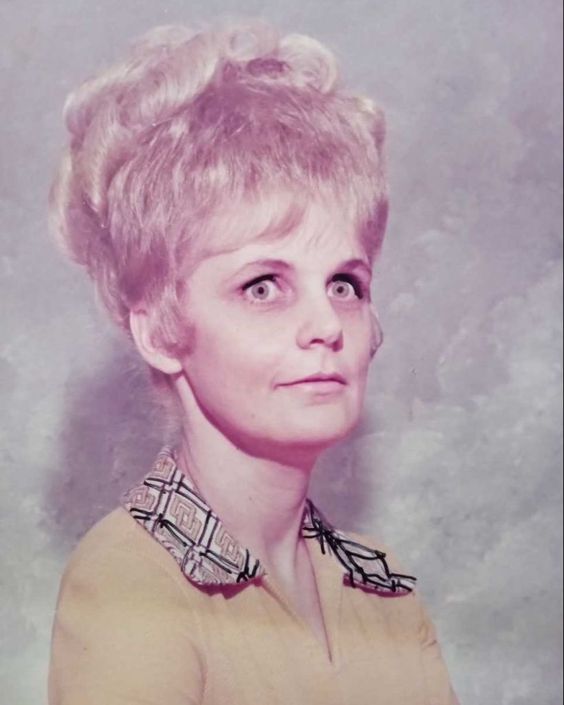 Maxine Louise Rhoads