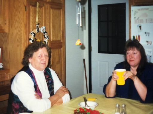 Evelyn (Howard)  Muncy photo gallery thumbnail 37 of 68