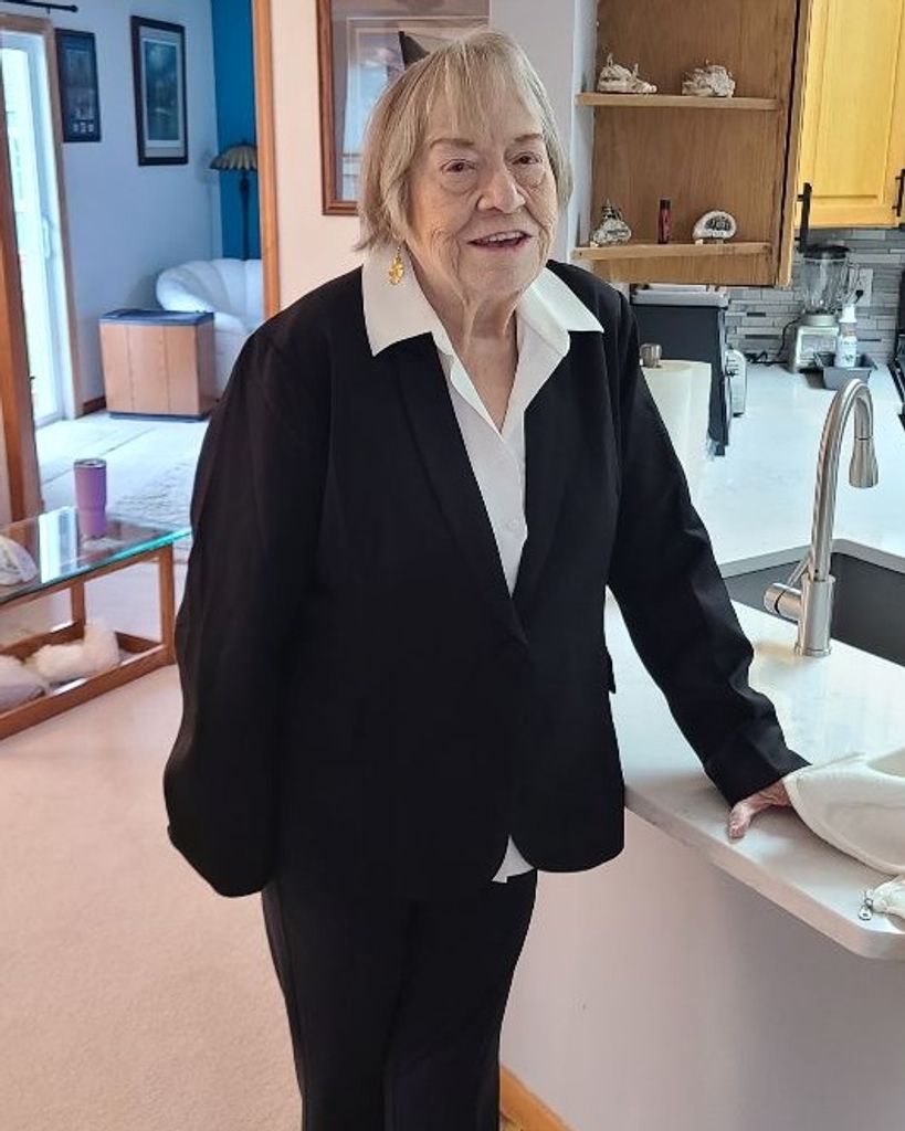 Iris P. Kuhn Profile Photo