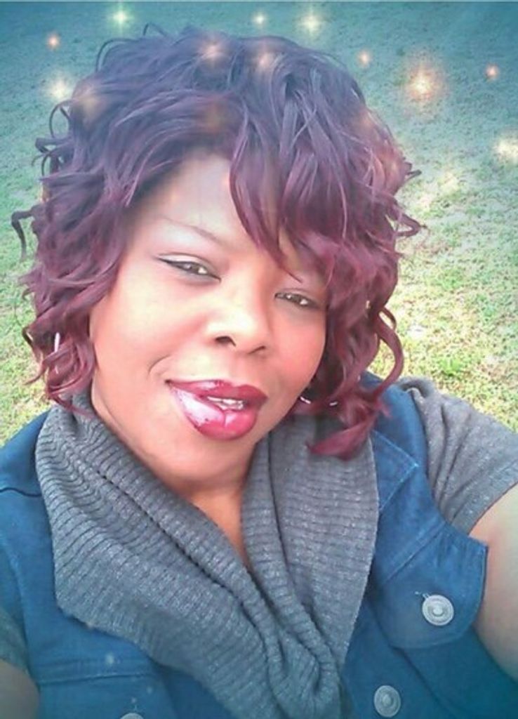 Tara Lynn Roberts Profile Photo