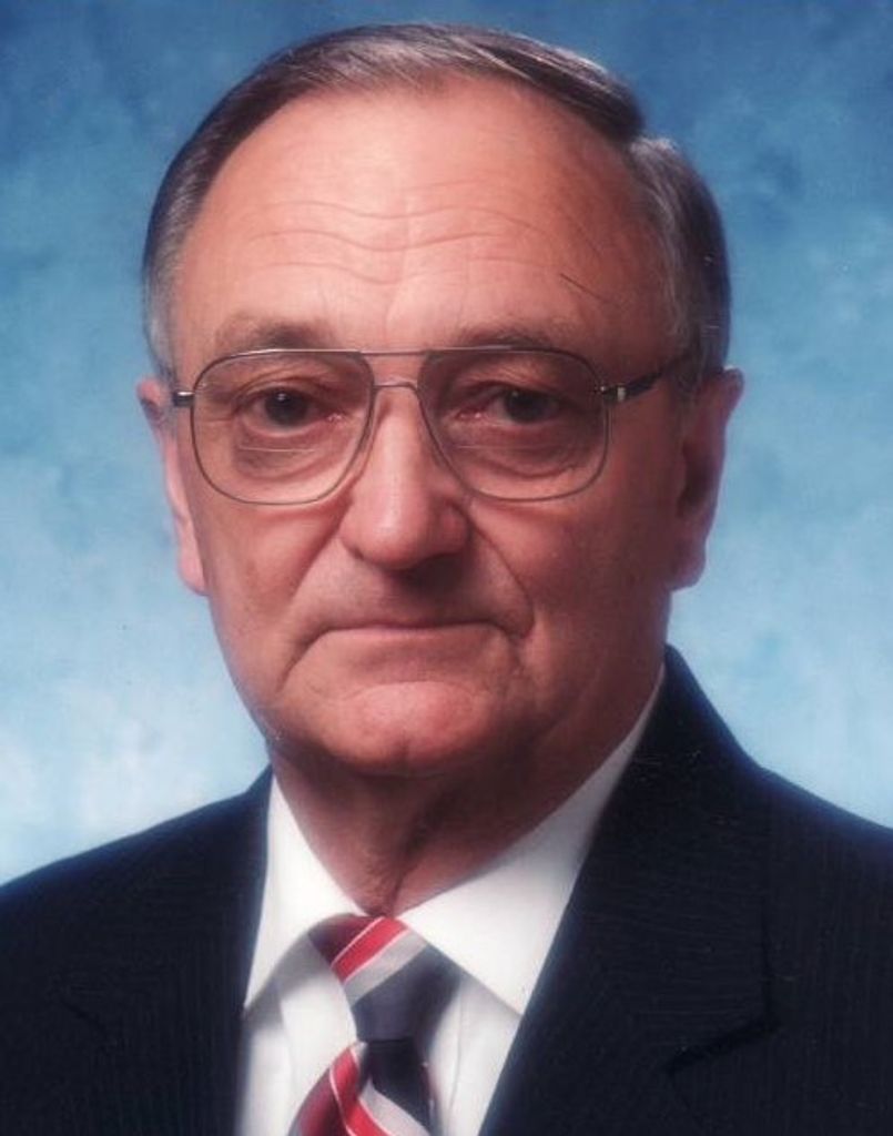 Verdel H. Holte