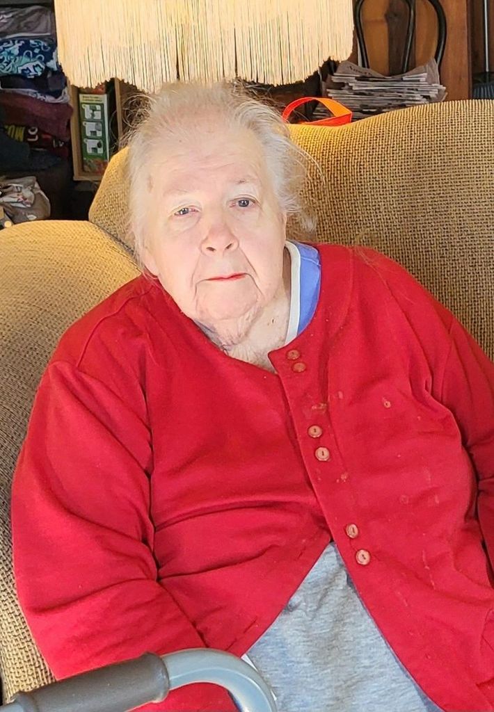 Jennie Lee De La Cruz Profile Photo