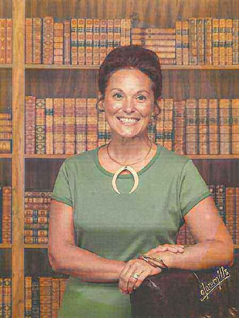 Lenore  Jeanne Williams