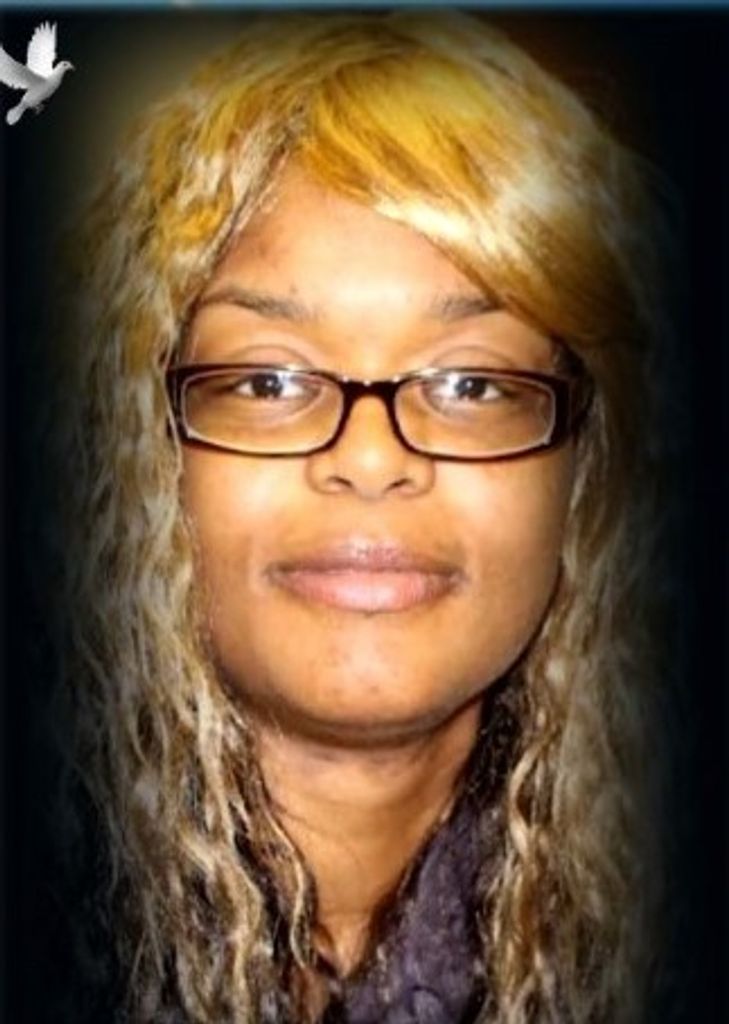 Linette Lindsay Profile Photo