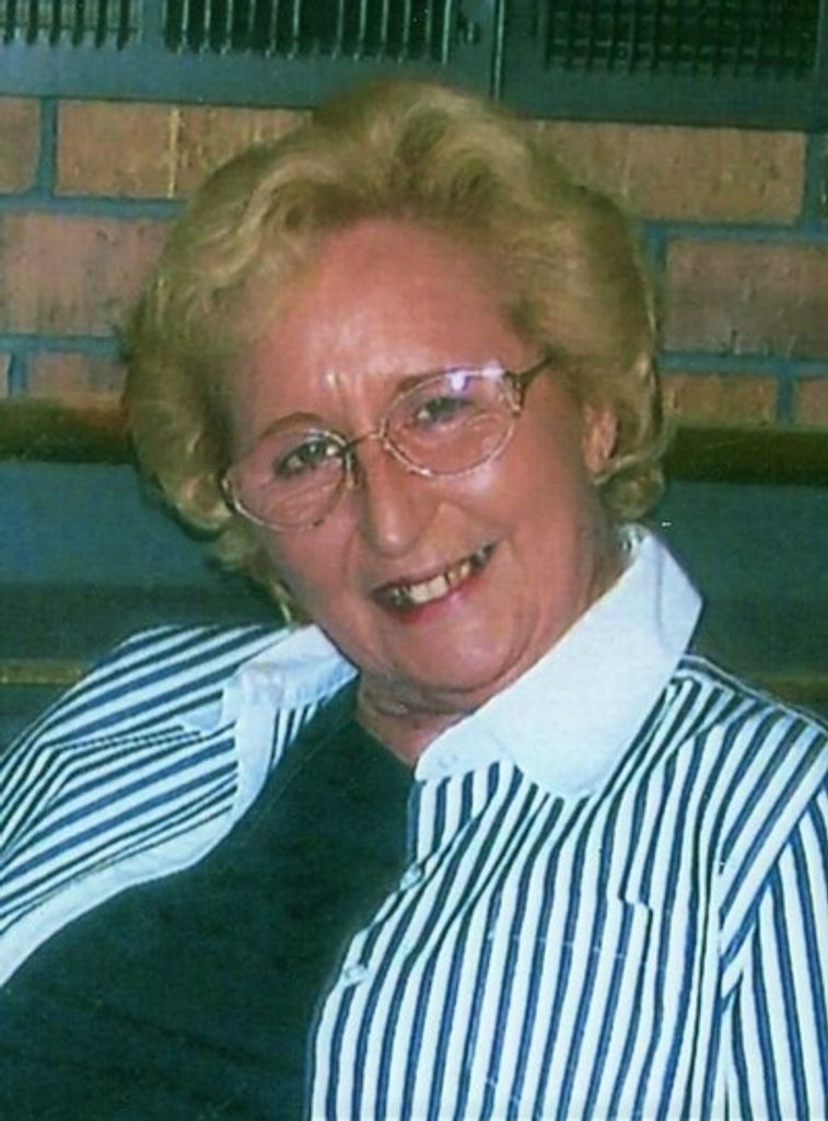 Johnnie Lou Patty Profile Photo