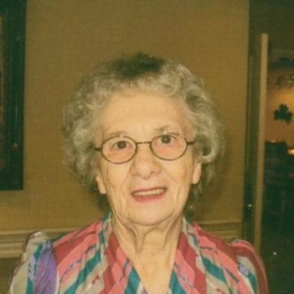 Lena Pelletier Profile Photo