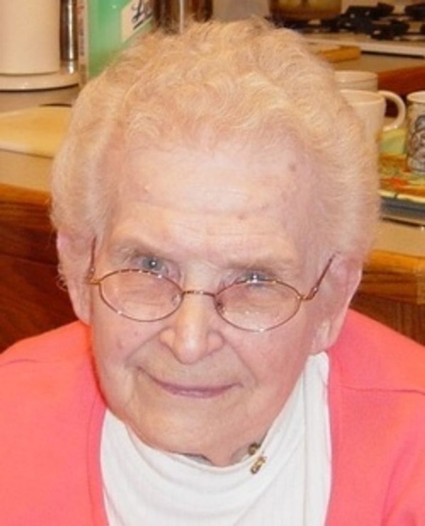 Lottie S Lewandowski