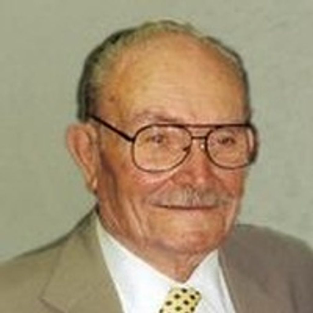 Glen Thomas Rieff (Plainview)