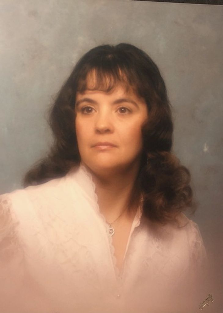 Linda Garza Profile Photo