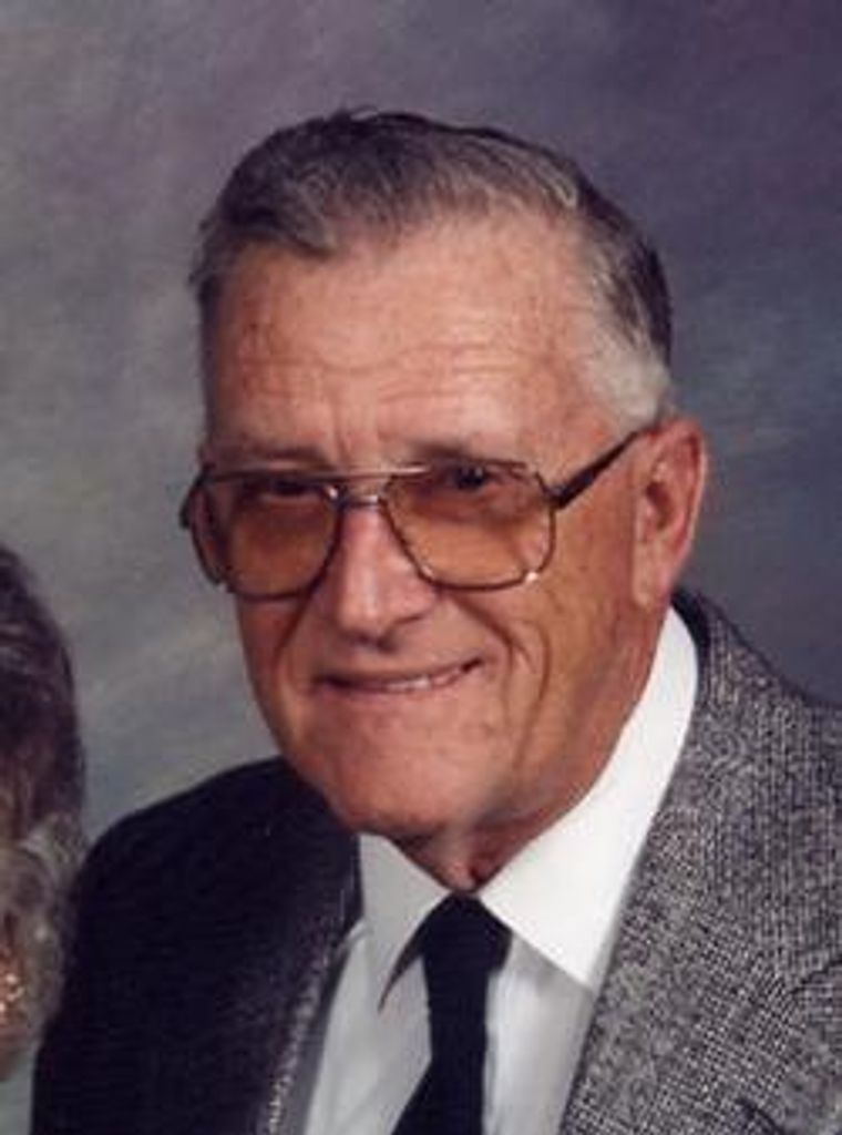 Robert E Lung