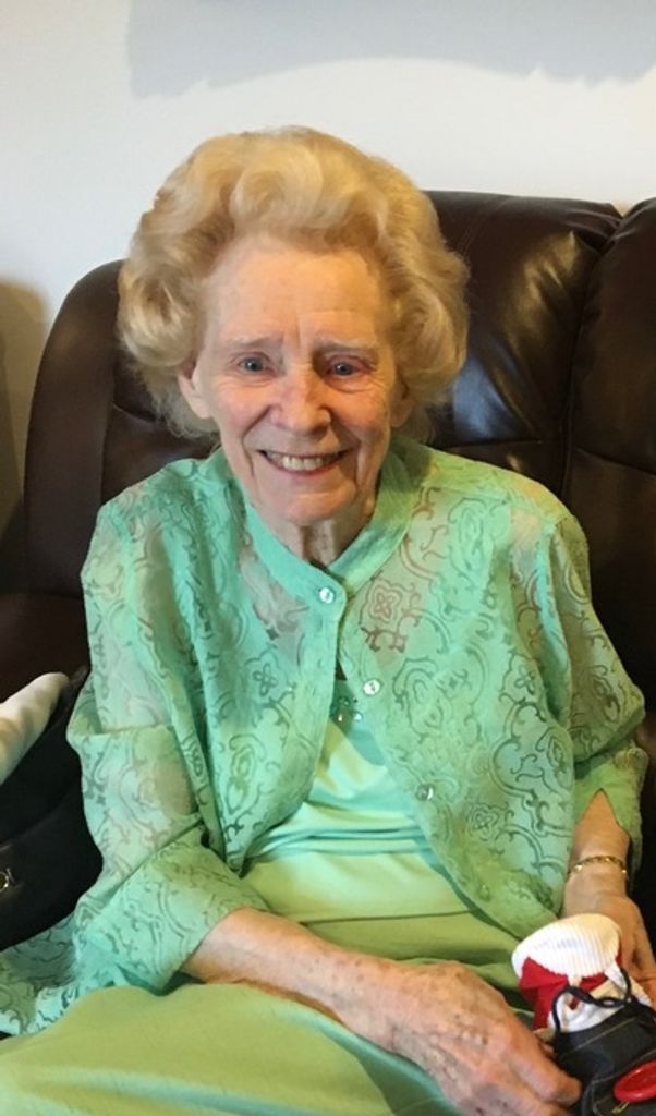 Beatrice Bradfield Sager Profile Photo
