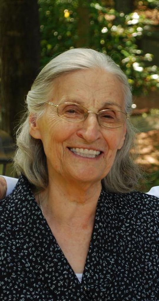 Sofia Giannakopoulos Profile Photo