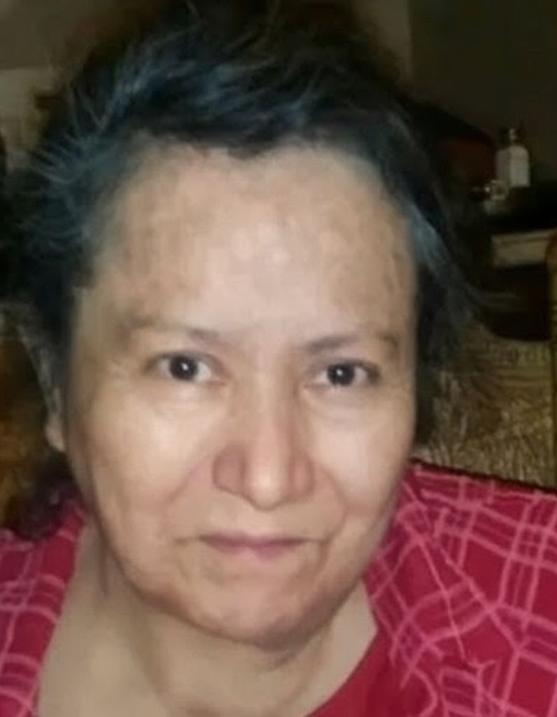 Gloria Castillon Profile Photo