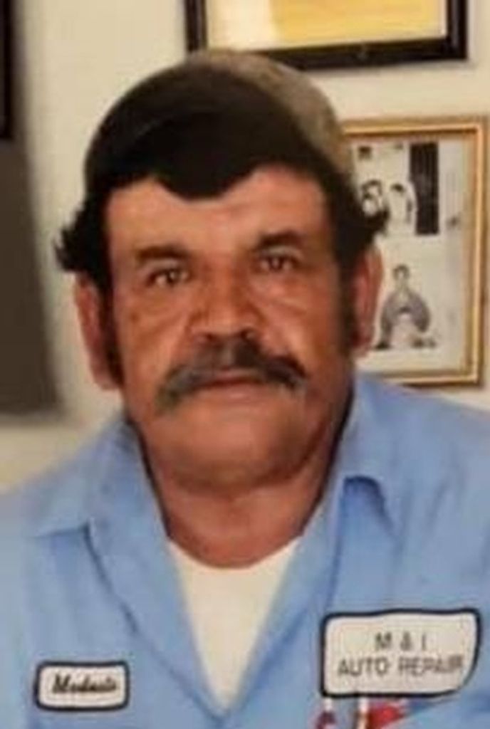 Modesto Esquivel, Jr. Profile Photo