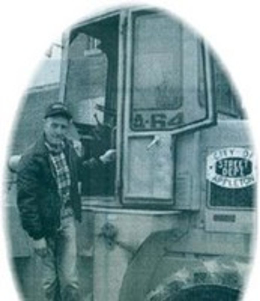 Robert Vernon Brustuen