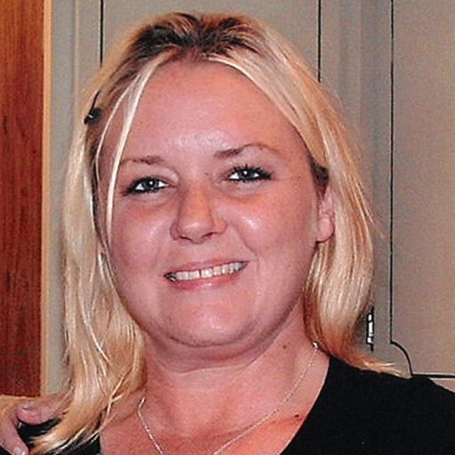 Christina Lynn Akers Profile Photo