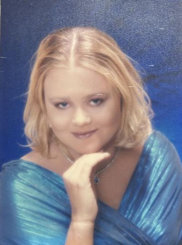 Chloe Renee Deschamps