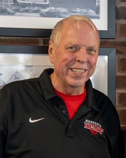 Robert C Vang's obituary image