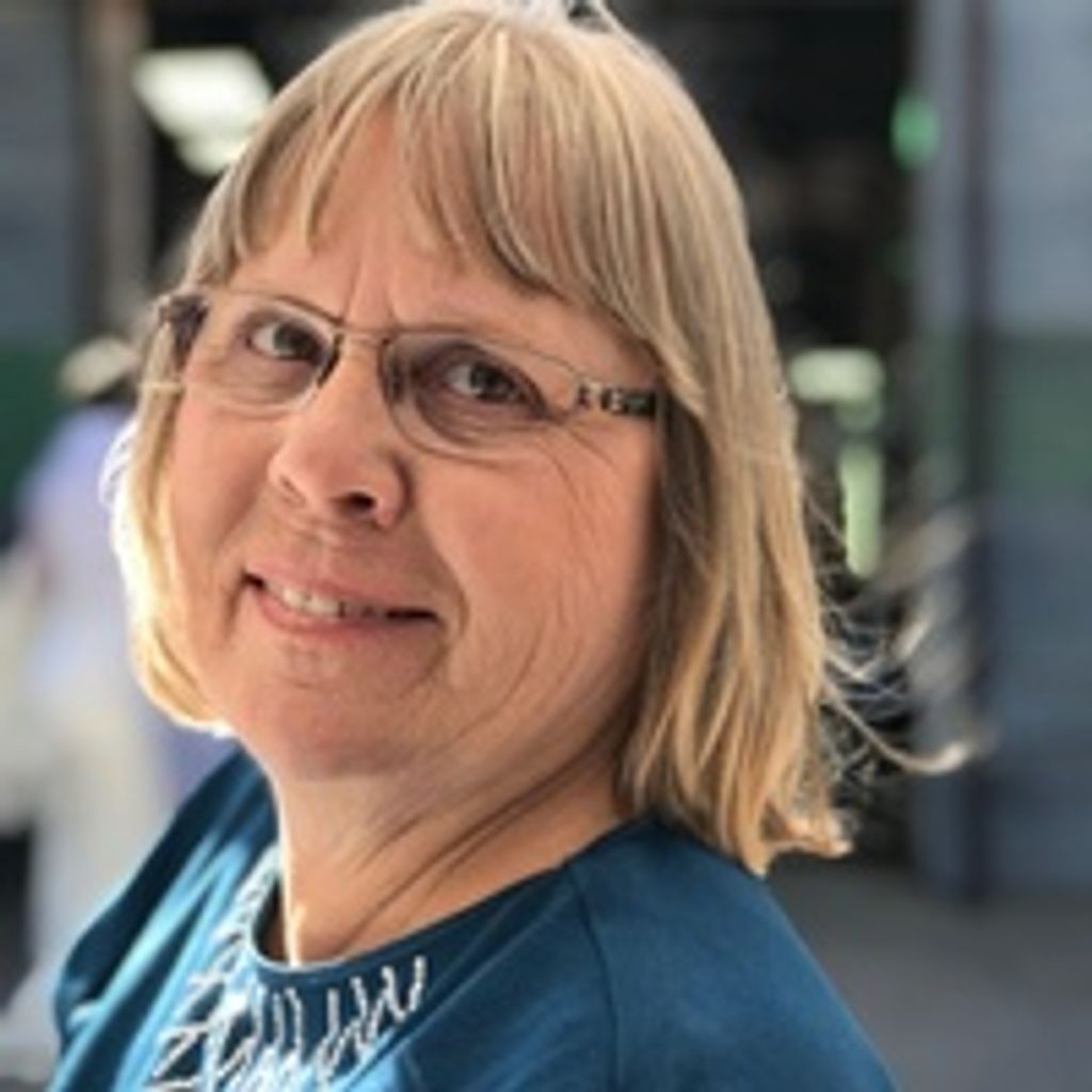 Coeleen Kay Witthuhn