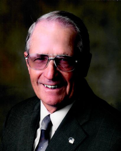 Bill Tucker's obituary image