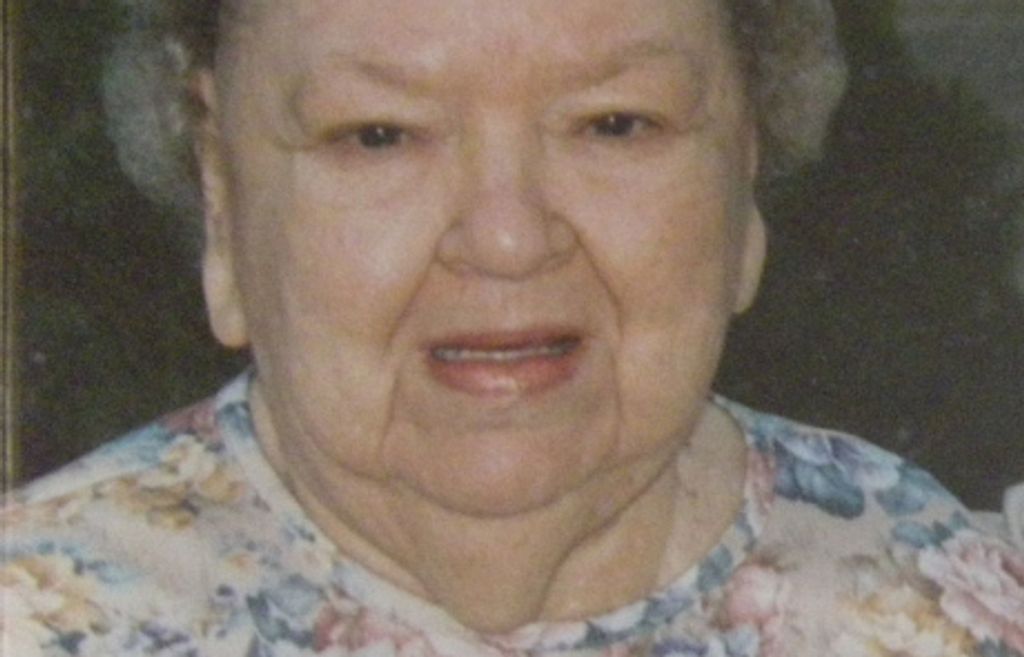 Essie  Brackman